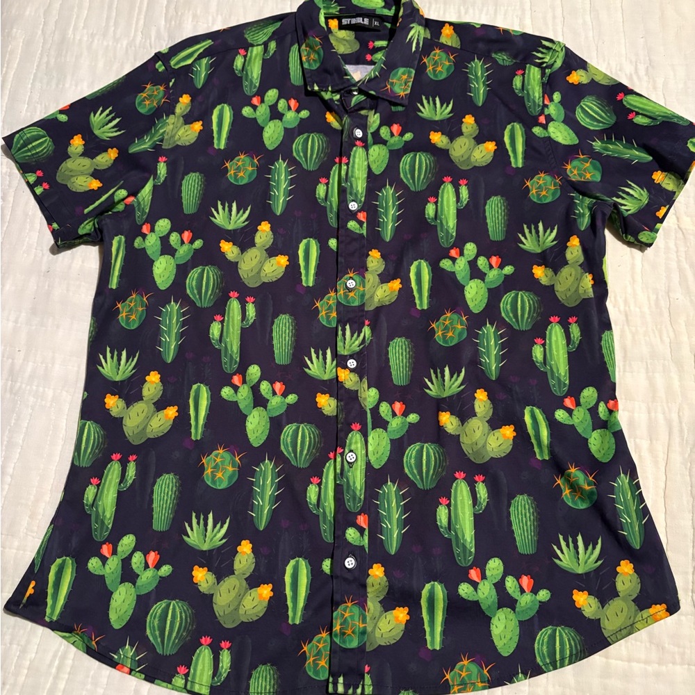 ST33LE Cactus Pattern Men's Casual Shirt (NOTE - MEDIUM Fit)